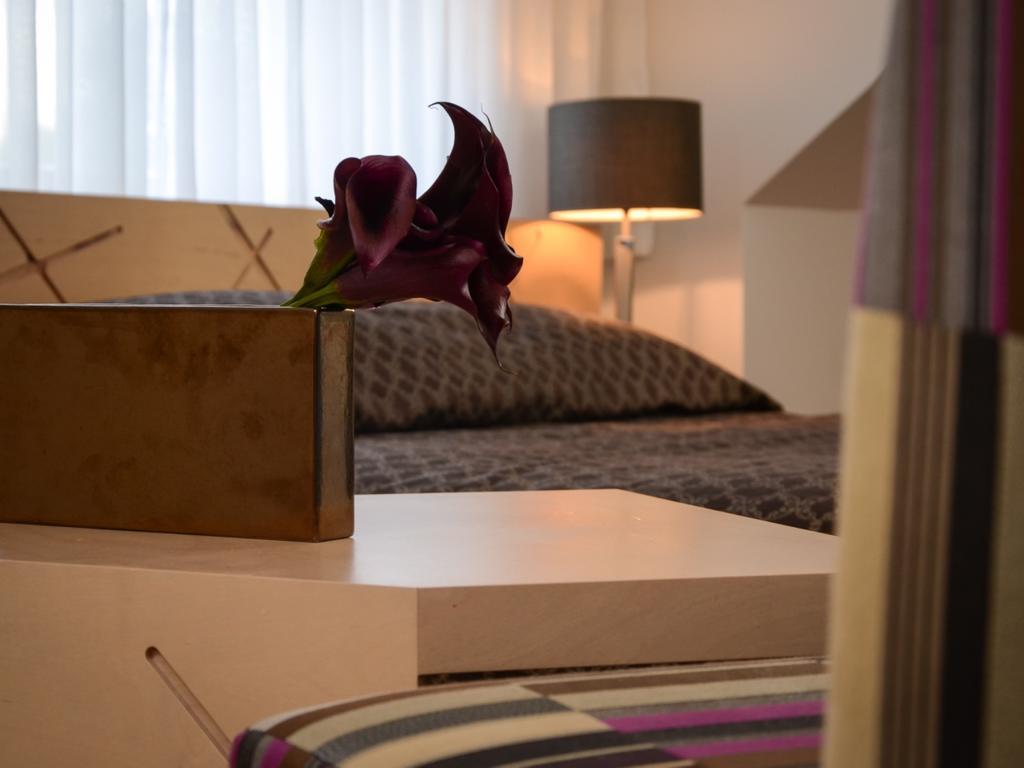 Mans Nams - Self Check In Hotel Saldus Zimmer foto